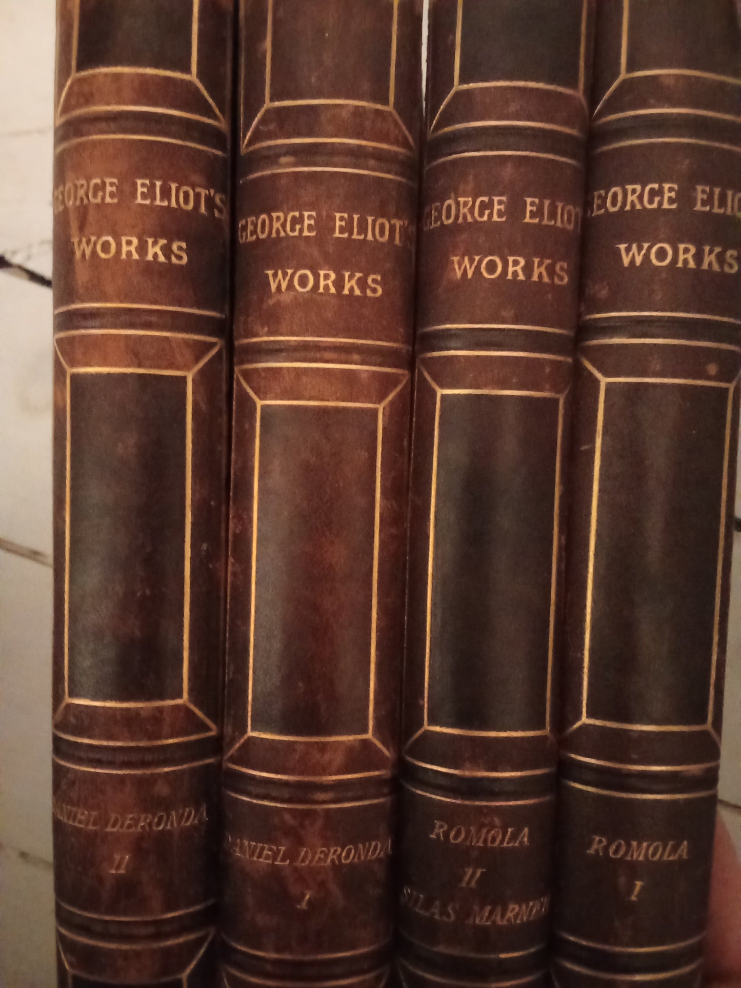 George Eliot – Lot collector de 4 volumes : Daniel Deronda &amp; Romola